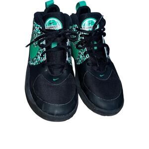 Nike Team Hustle kids sneakers